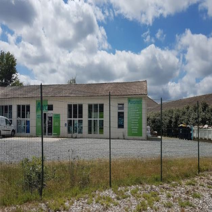 Location Immobilier Professionnel Local commercial Lesparre-Médoc (33340)